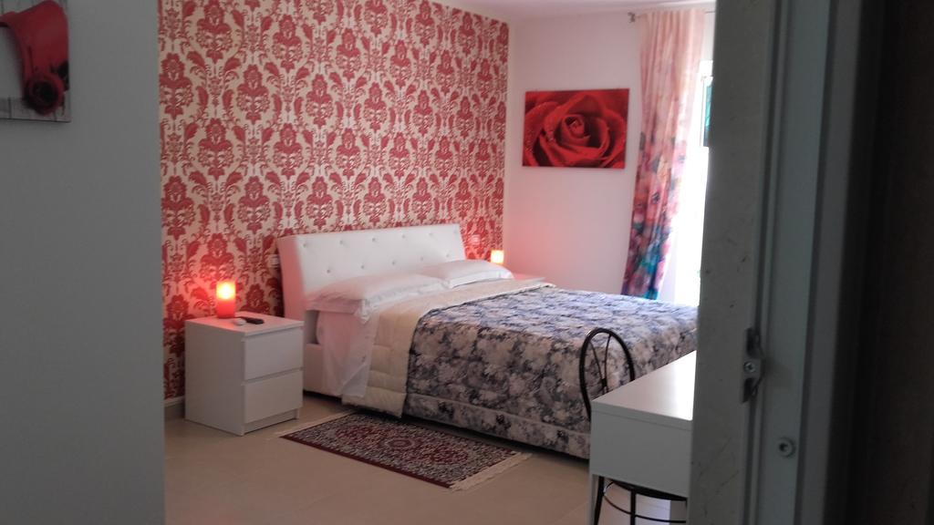 Le Tre Rose Bed & Breakfast Casamassima Eksteriør billede