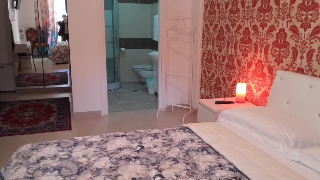 Le Tre Rose Bed & Breakfast Casamassima Eksteriør billede